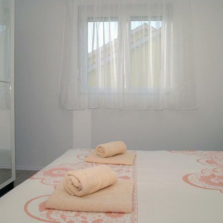 Holiday Home Luka Задар Екстер'єр фото