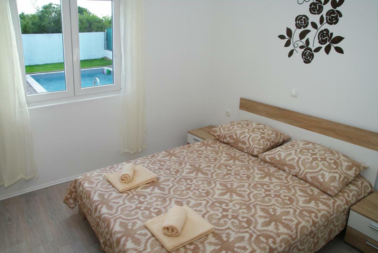 Holiday Home Luka Задар Екстер'єр фото