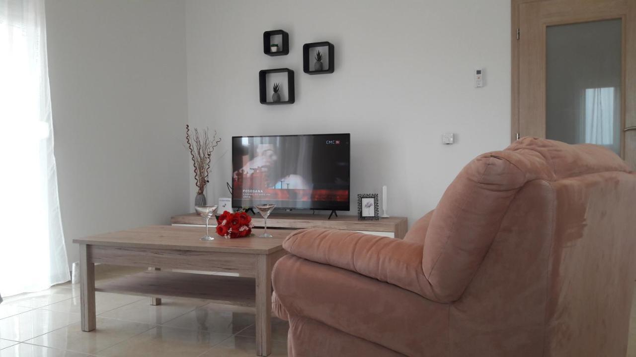 Holiday Home Luka Задар Екстер'єр фото